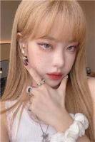 皎月流光染尘埃